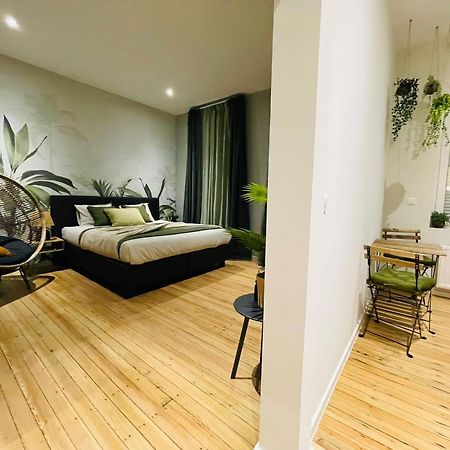 Appartement Exotique Avec Bain Balneo Liège Kültér fotó